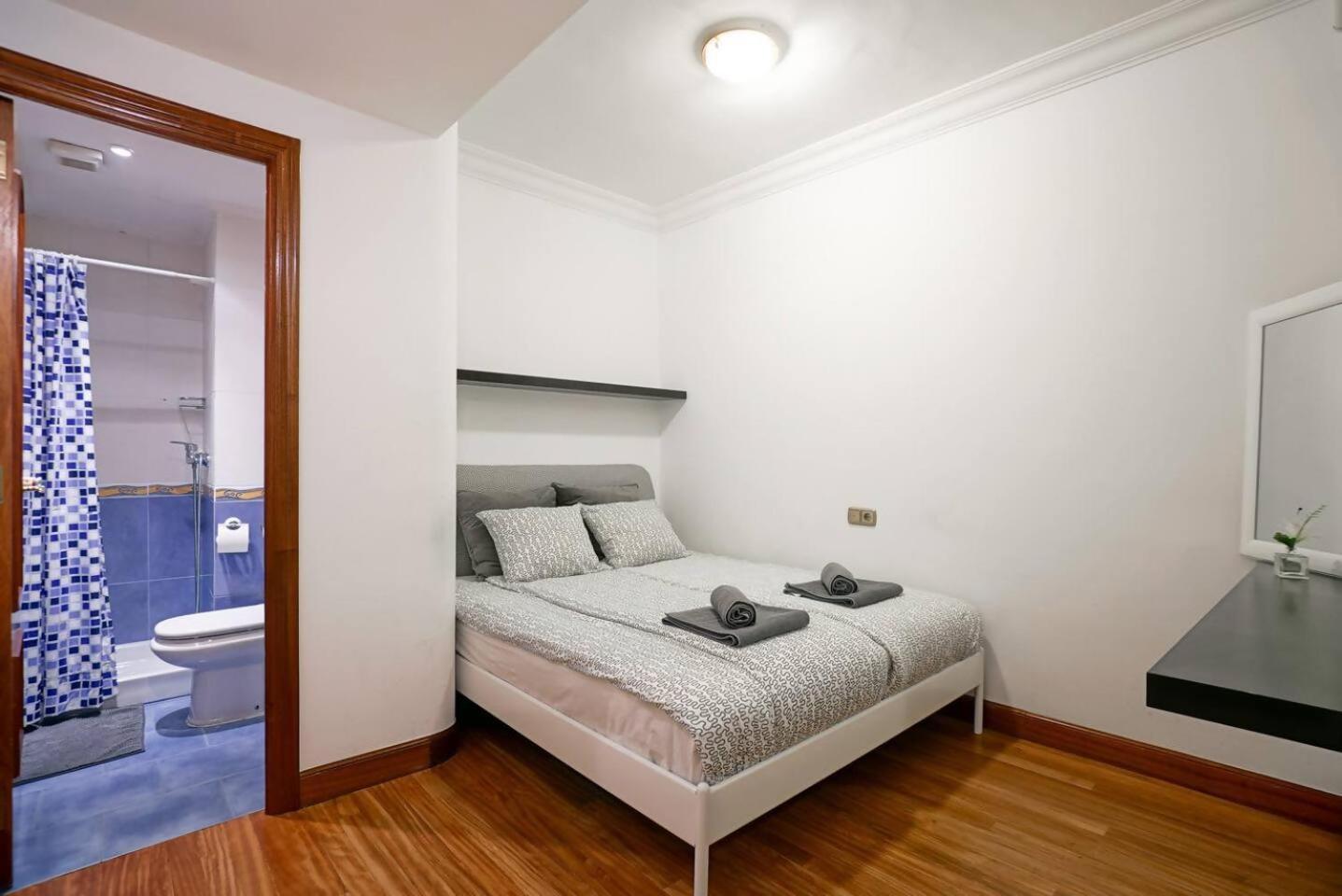 Amplio Apartamento En Gros Con Parking Privado Сан-Себастьян Екстер'єр фото